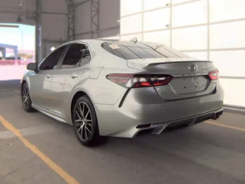 Photos of 2021 Toyota Camry SE for sale in Branson West, MO at Oakley Auto World