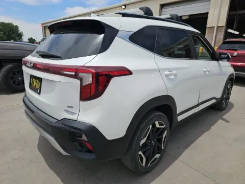 More photos of 2024 Kia Seltos SX at Oakley Auto World, MO