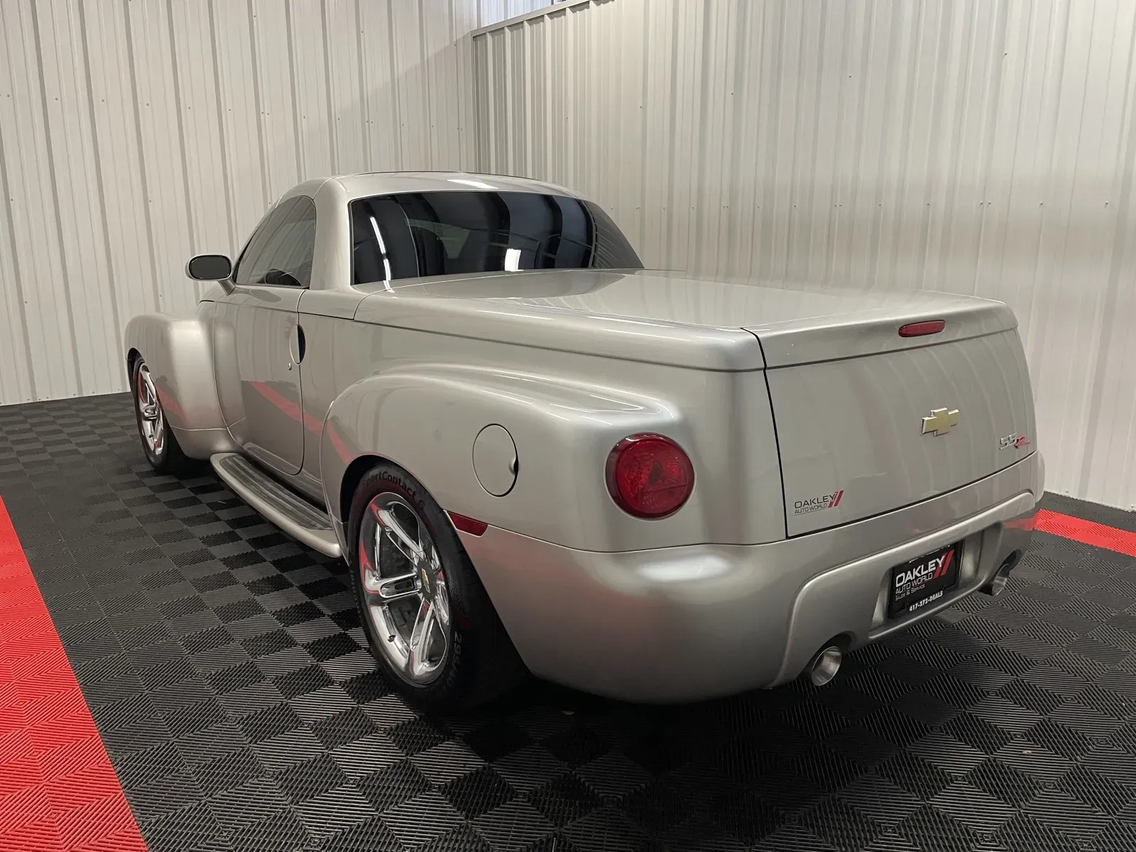 Chevrolet SSR photo 6