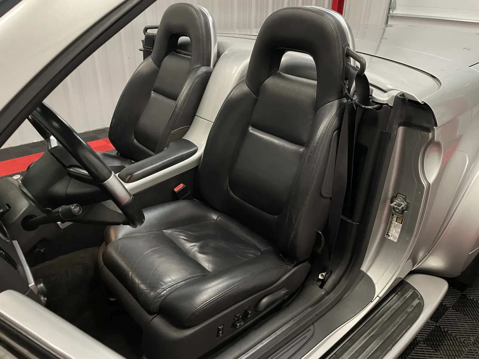 Chevrolet SSR photo 35