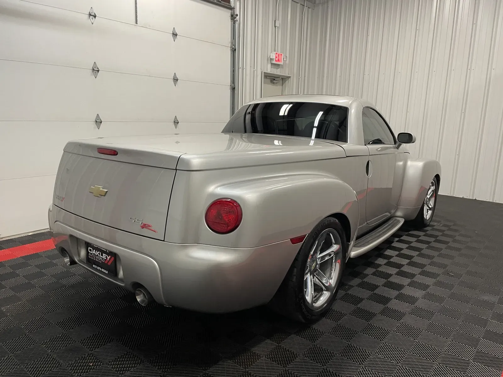 Chevrolet SSR photo 8