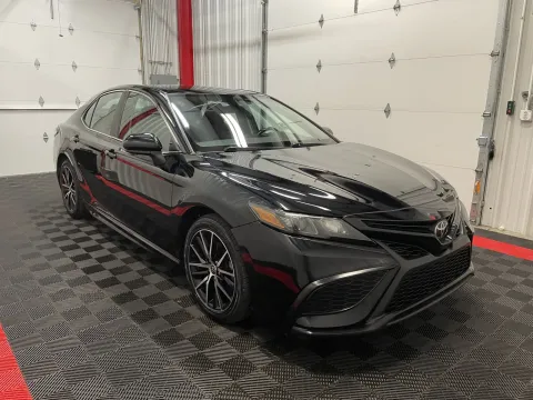 More photos of 2021 Toyota Camry SE at Oakley Auto World, MO