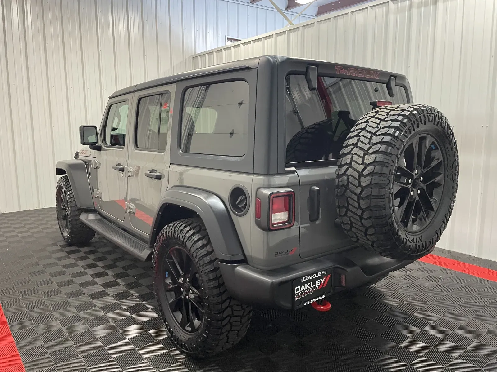 Jeep Wrangler photo 6