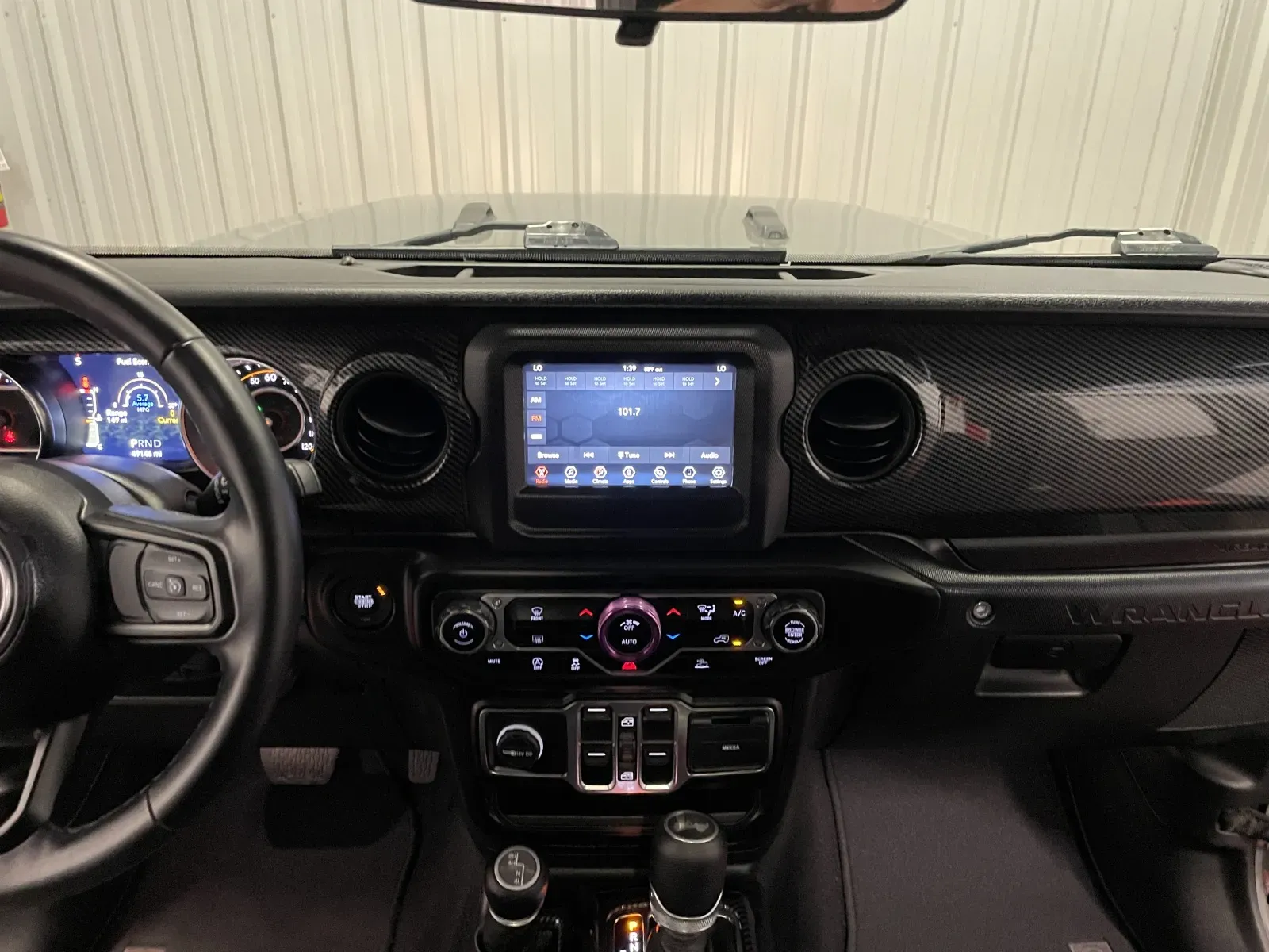 Jeep Wrangler photo 30