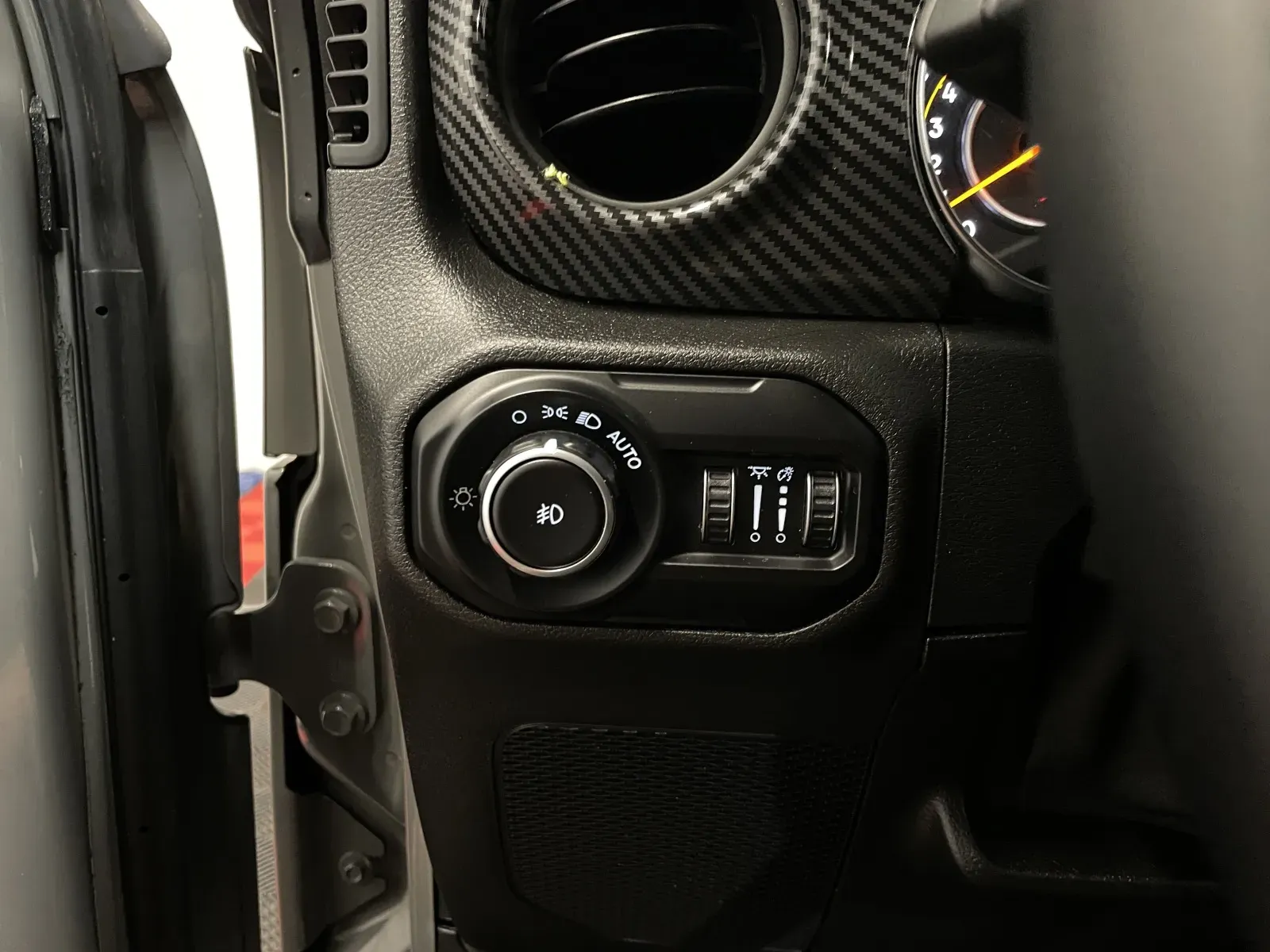 Jeep Wrangler photo 27
