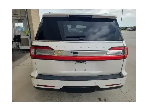 Another view of 2019 Lincoln Navigator L Reserve for sale in Branson West, MO at Oakley Auto World