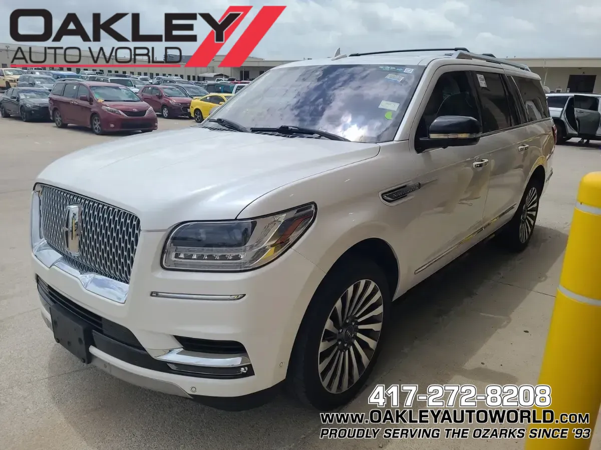 White 2019 Lincoln Navigator L Reserve for sale in Branson West, MO