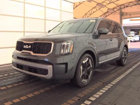 Photos of 2023 Kia Telluride EX for sale in Branson West, MO at Oakley Auto World