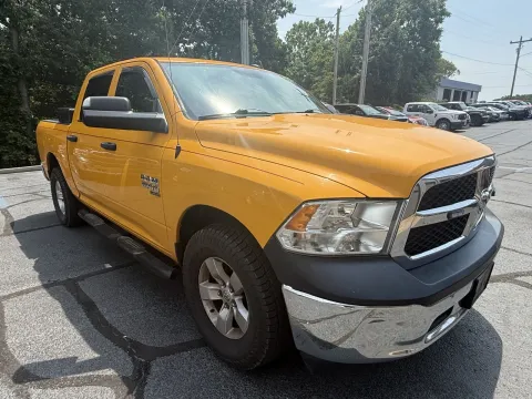 More photos of 2022 Ram 1500 Classic SLT at Oakley Auto World, MO