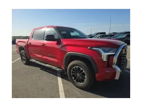 More photos of 2022 Toyota Tundra SR5 at Oakley Auto World, MO