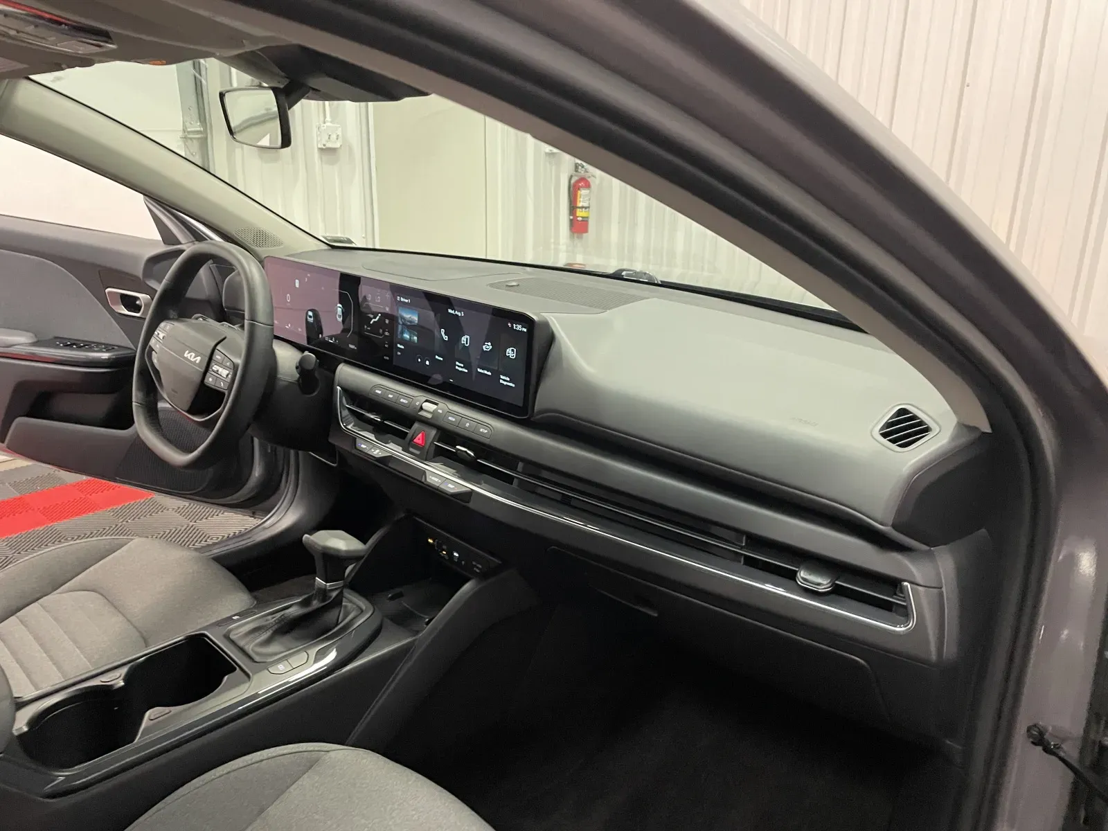 Kia K4 photo 44