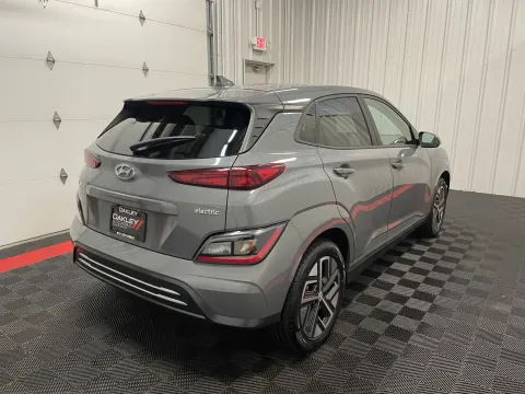More photos of 2023 Hyundai Kona Electric SE at Oakley Auto World, MO