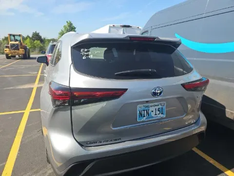 Another view of 2023 Toyota Highlander Hybrid XLE for sale in Branson West, MO at Oakley Auto World