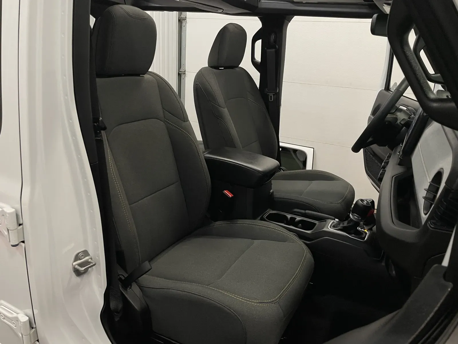 Jeep Wrangler photo 47