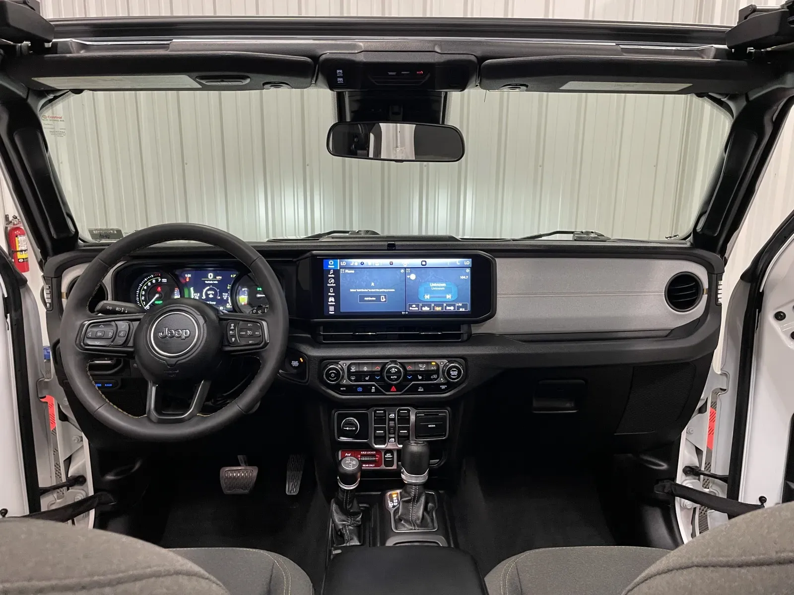 Jeep Wrangler photo 31