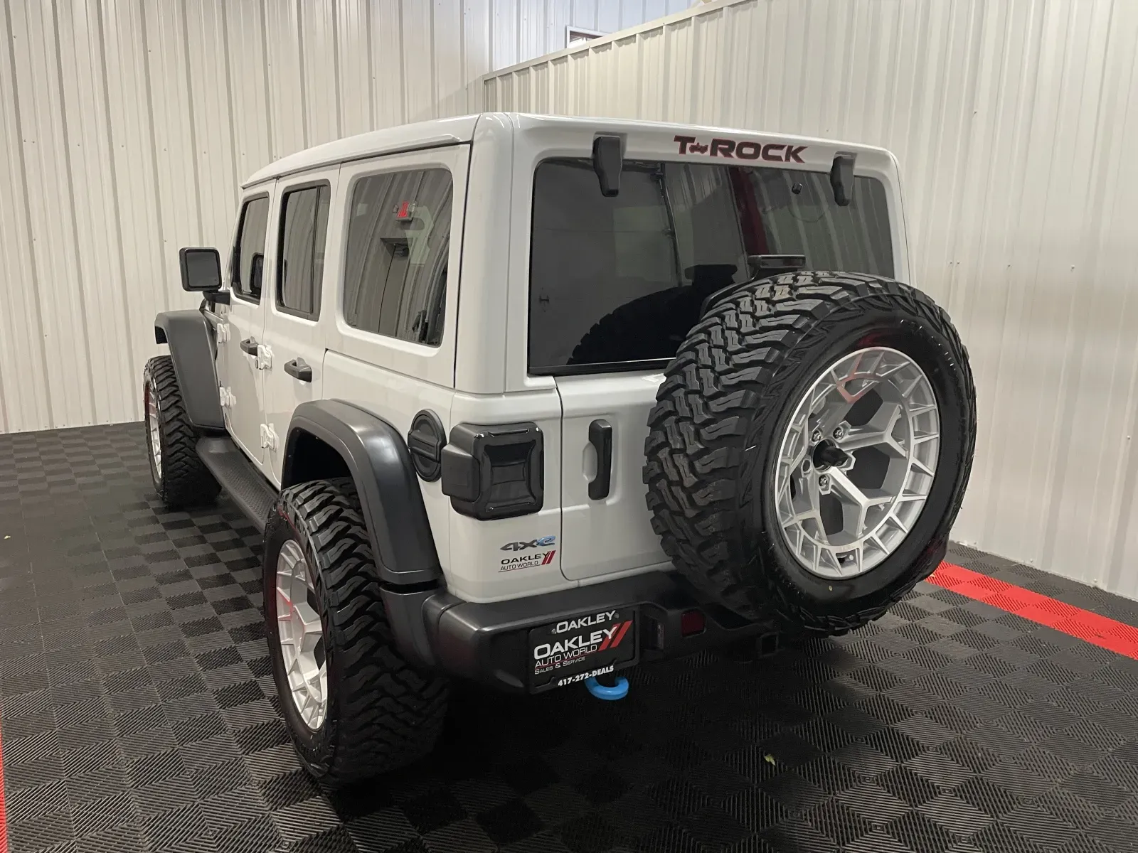 Jeep Wrangler photo 18