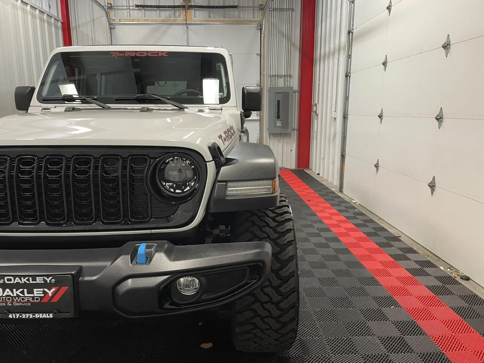Jeep Wrangler photo 11
