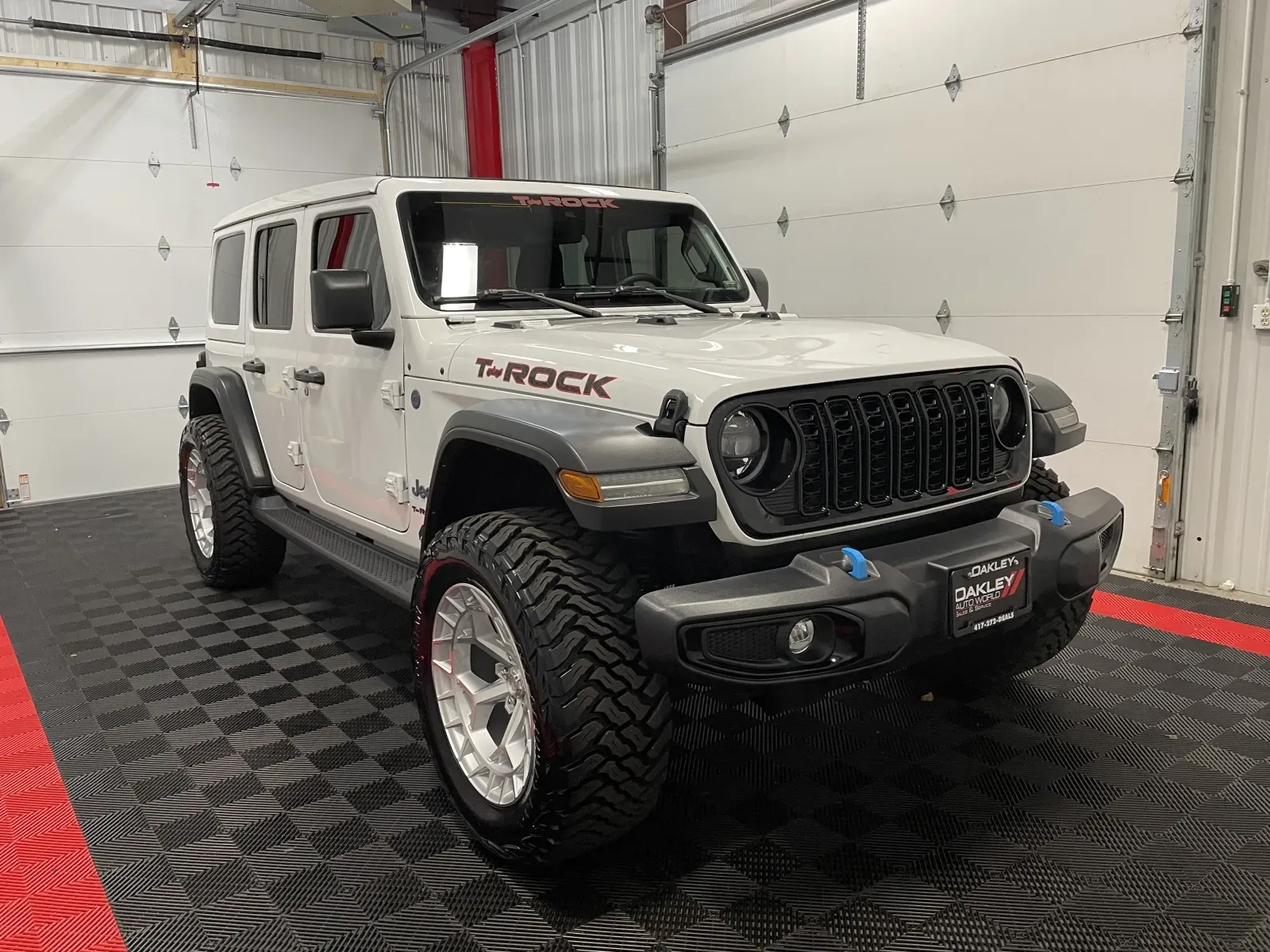 Jeep Wrangler photo 9