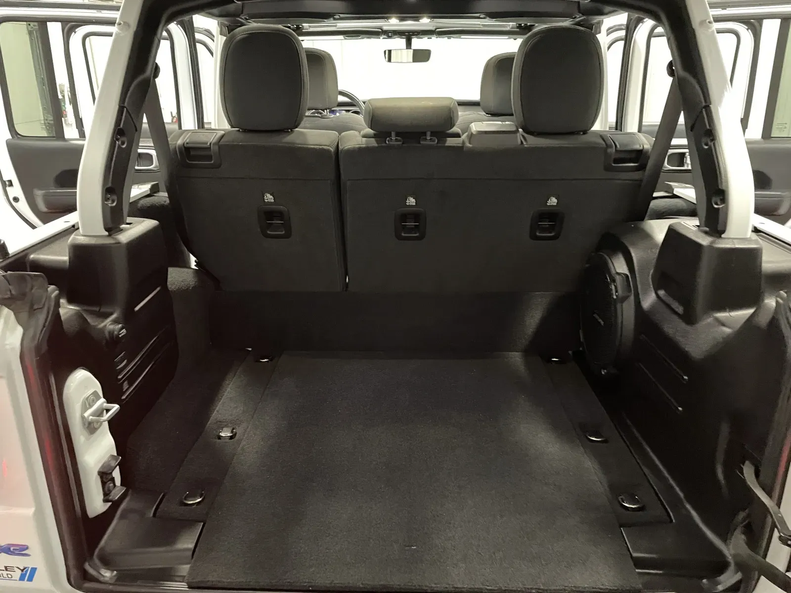 Jeep Wrangler photo 41