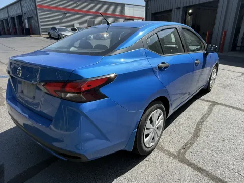More photos of 2020 Nissan Versa 1.6 S at Oakley Auto World, MO