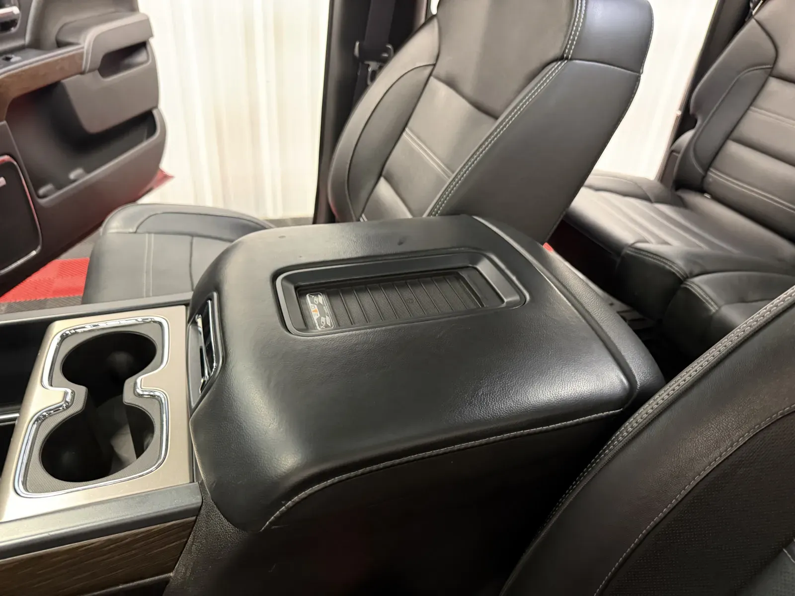 GMC Sierra photo 34