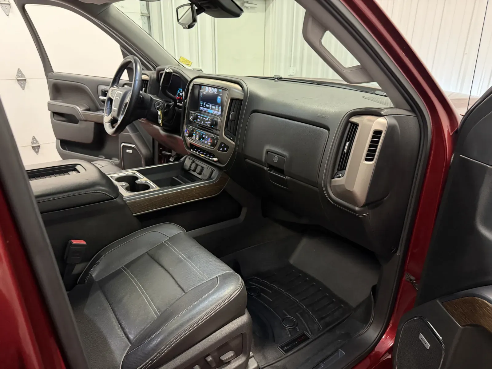 GMC Sierra photo 44