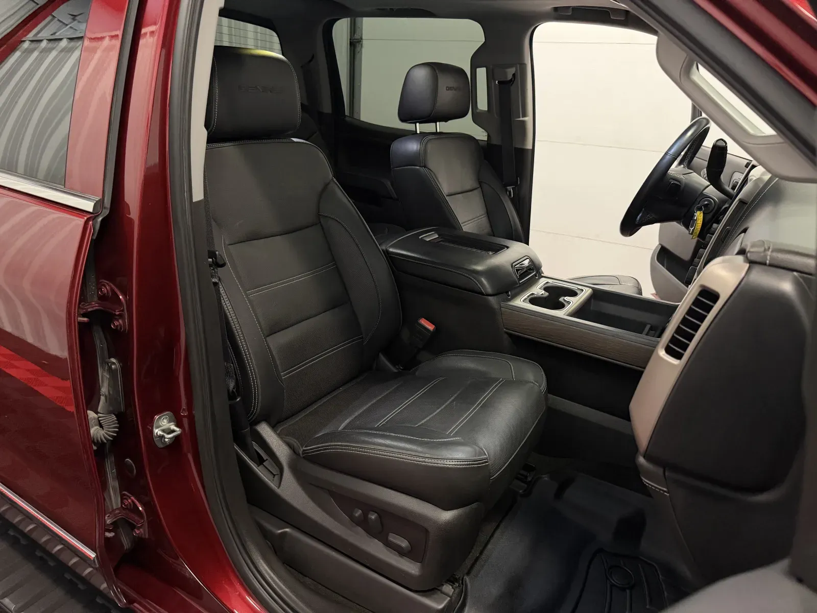 GMC Sierra photo 43