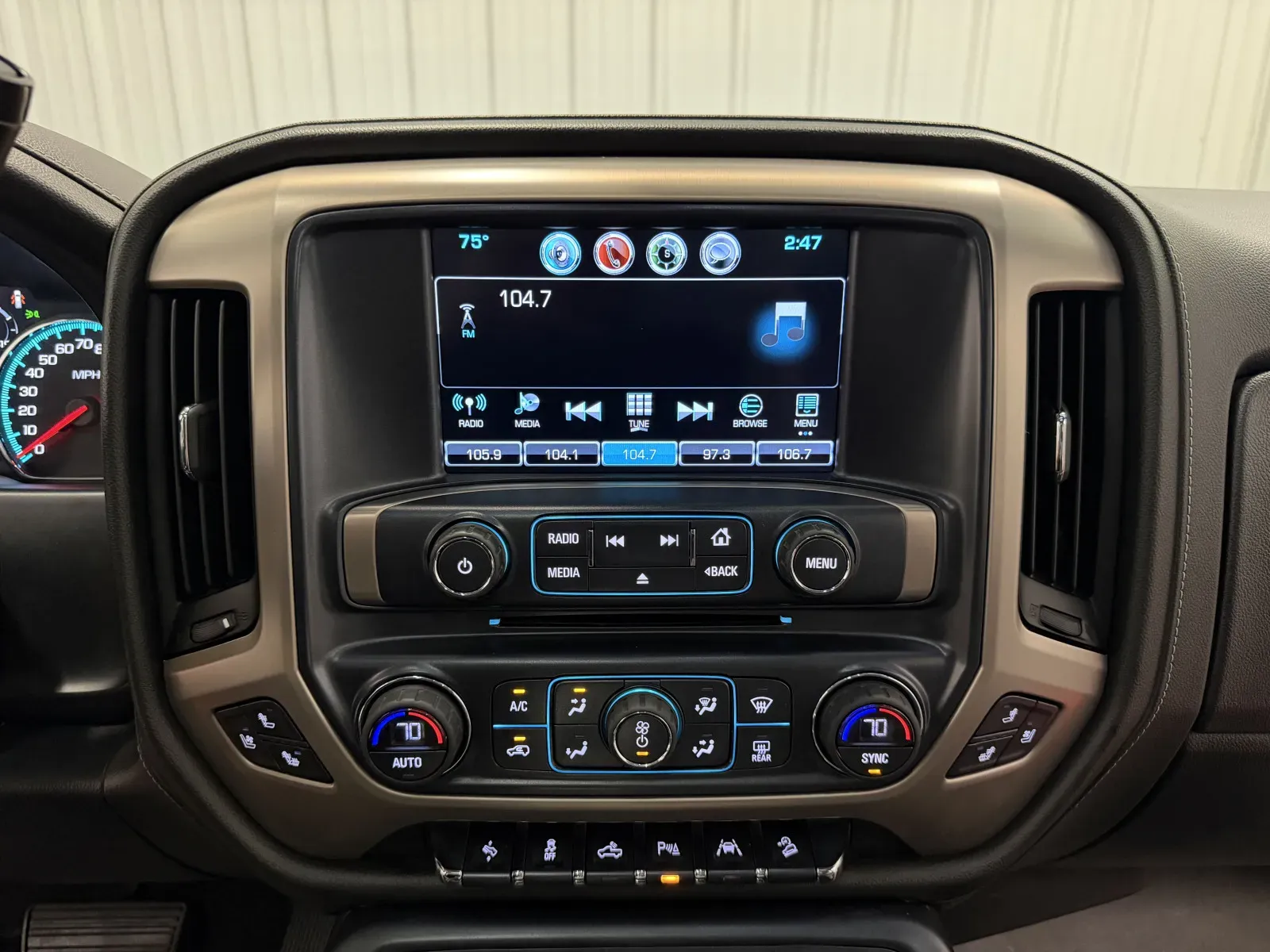 GMC Sierra photo 27