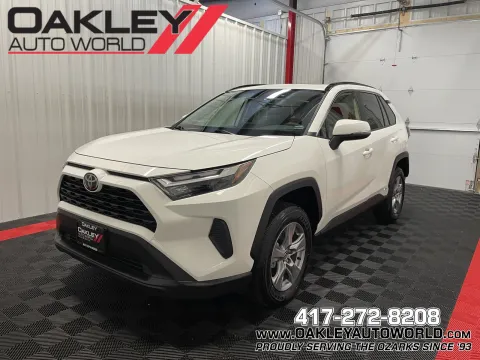 White 2025 Toyota RAV4 Hybrid XLE for sale in Branson West, MO