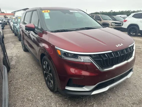 More photos of 2024 Kia Carnival EX at Oakley Auto World, MO