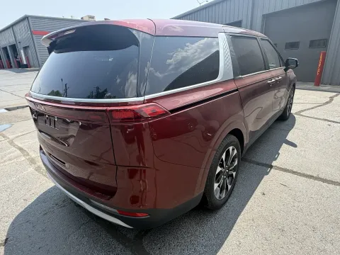 More photos of 2024 Kia Carnival EX at Oakley Auto World, MO