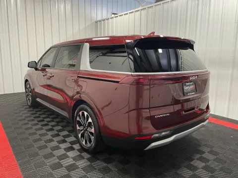 Photos of 2024 Kia Carnival EX for sale in Branson West, MO at Oakley Auto World