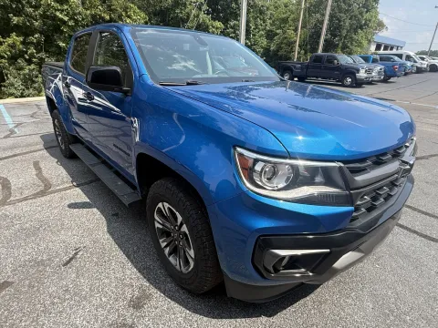 More photos of 2022 Chevrolet Colorado Z71 at Oakley Auto World, MO