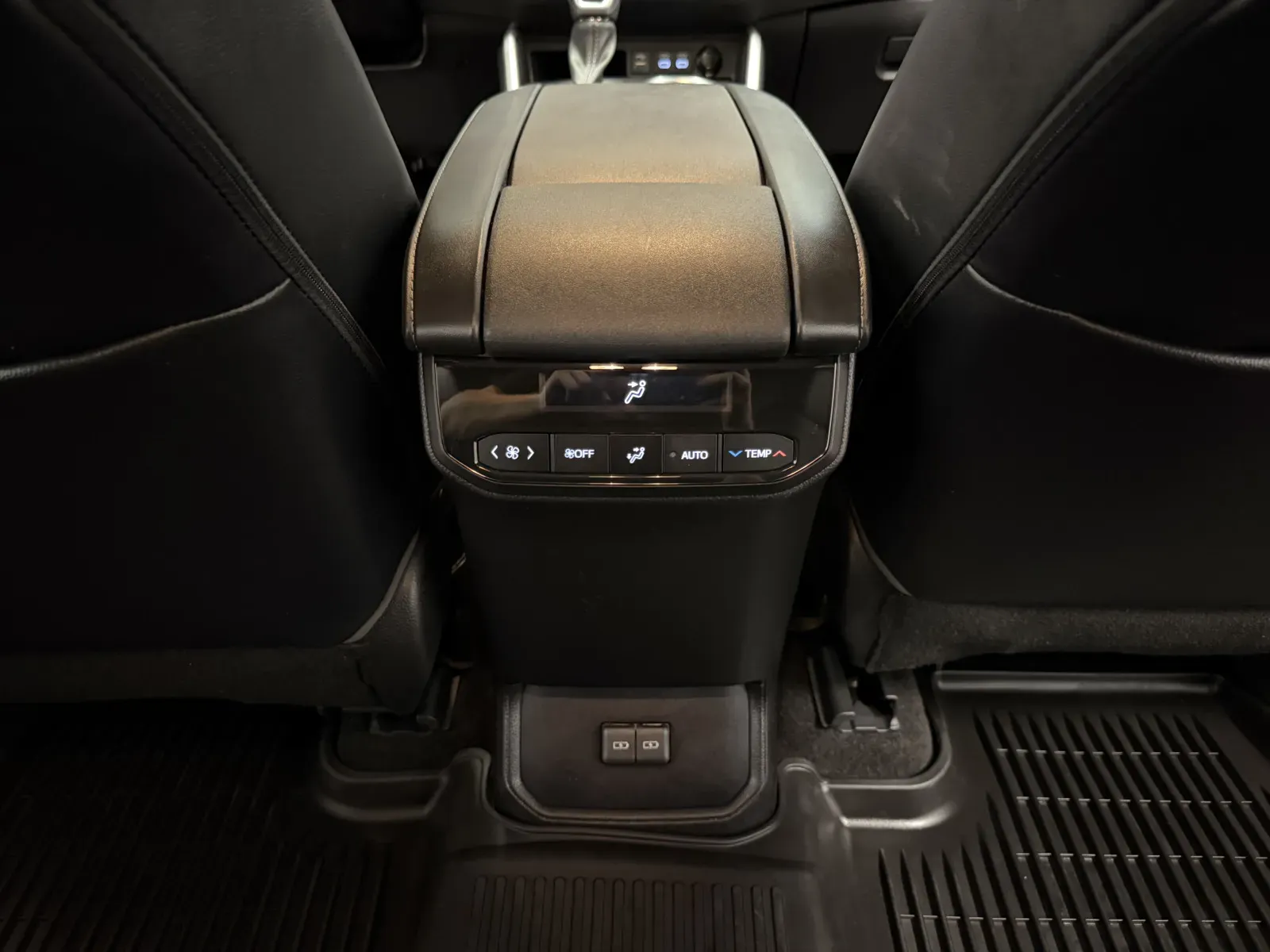 Toyota Highlander photo 31