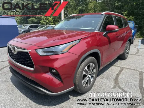 Unknown 2023 Toyota Highlander XLE for sale in Branson West, MO