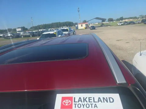 More photos of 2023 Toyota Highlander XLE at Oakley Auto World, MO