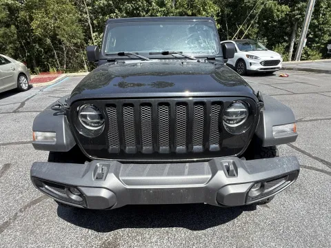 More photos of 2022 Jeep Wrangler Willys at Oakley Auto World, MO
