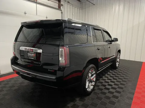 More photos of 2019 GMC Yukon Denali at Oakley Auto World, MO