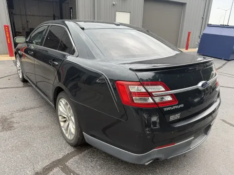 Photos of 2014 Ford Taurus Limited for sale in Branson West, MO at Oakley Auto World