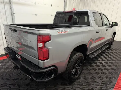 More photos of 2023 Chevrolet Silverado 1500 LT Trail Boss at Oakley Auto World, MO