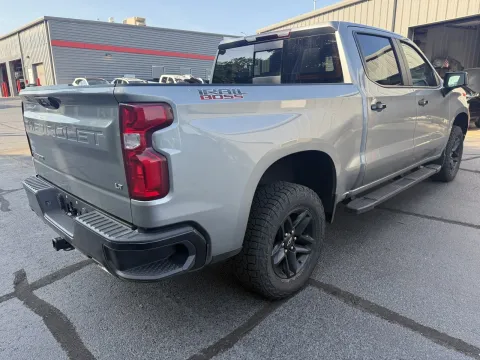 More photos of 2023 Chevrolet Silverado 1500 LT Trail Boss at Oakley Auto World, MO