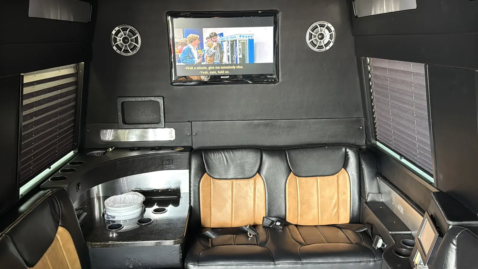 Mercedes-Benz Sprinter photo 11
