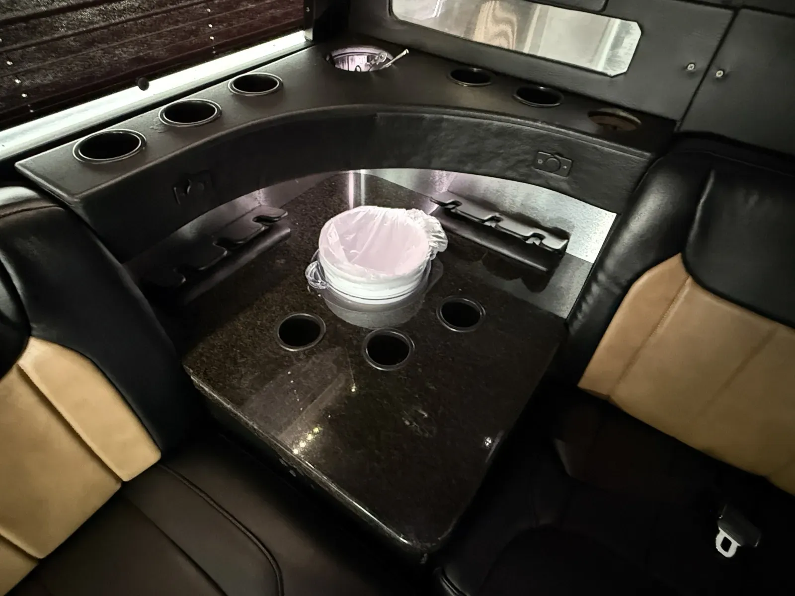 Mercedes-Benz Sprinter photo 19