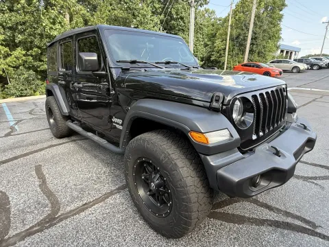 More photos of 2019 Jeep Wrangler Unlimited Sport S at Oakley Auto World, MO