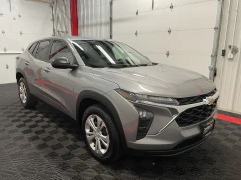 More photos of 2026 Chevrolet Trax LS at Oakley Auto World, MO