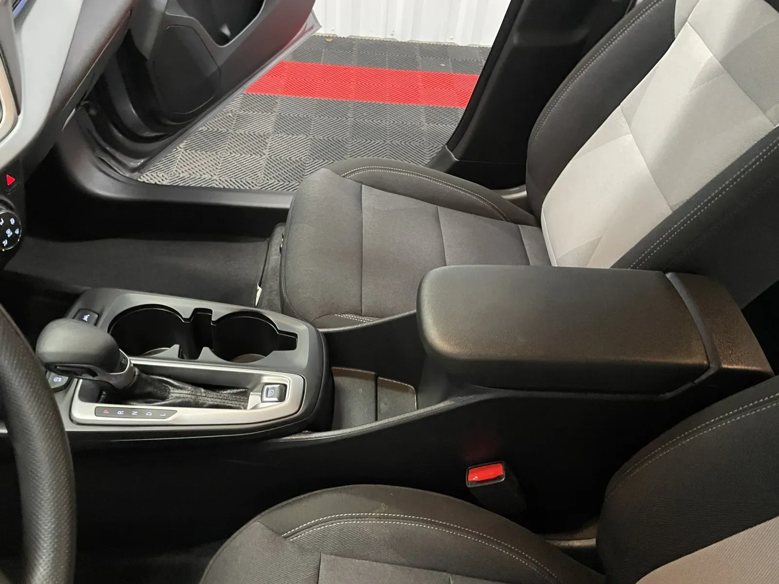 Chevrolet Trax photo 31
