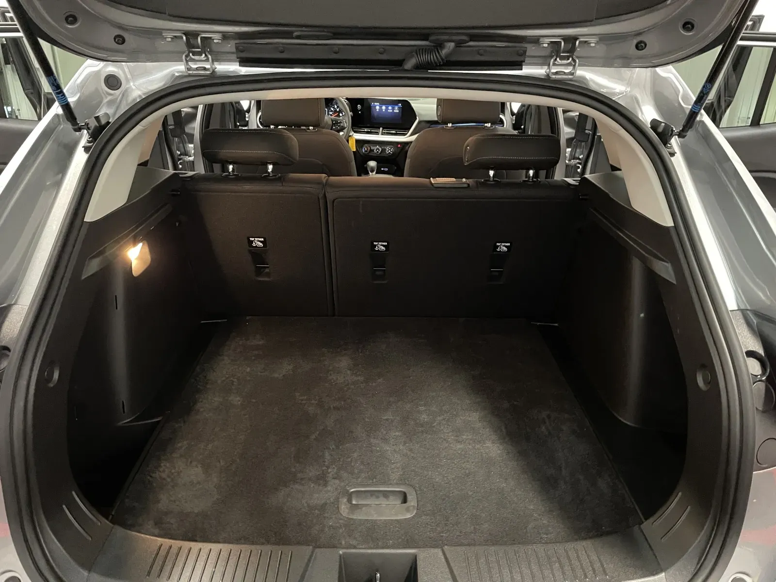 Chevrolet Trax photo 37