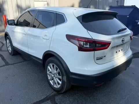 Photos of 2022 Nissan Rogue Sport S for sale in Branson West, MO at Oakley Auto World