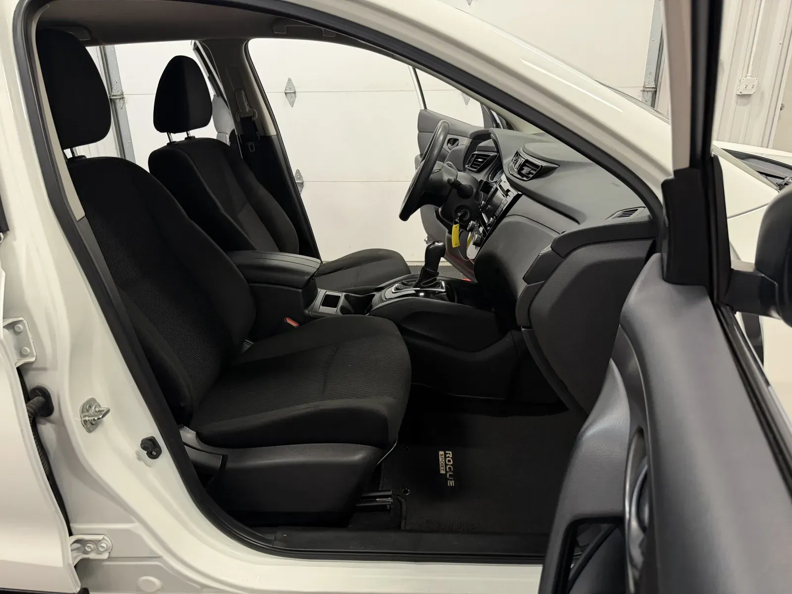Nissan Rogue Sport photo 44