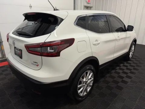 More photos of 2022 Nissan Rogue Sport S at Oakley Auto World, MO